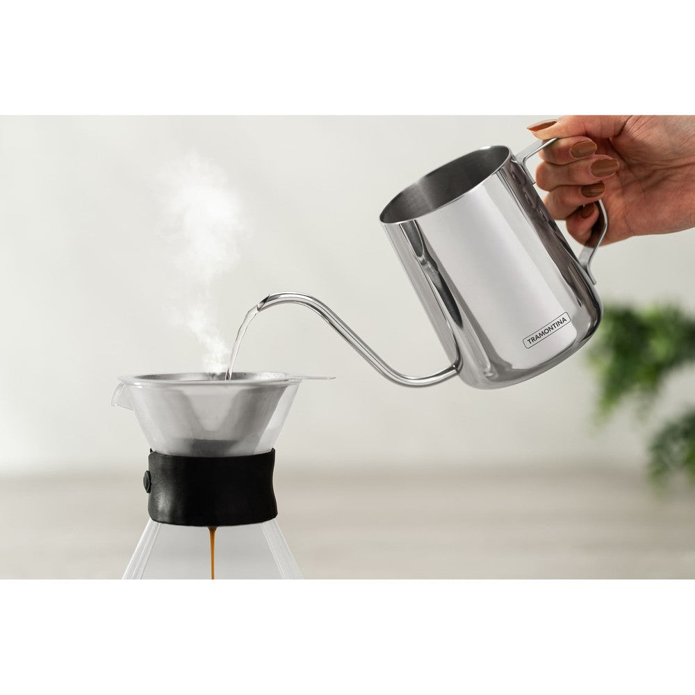 Jarra Tramontina cuello de ganso en acero inoxidable 0,6 L