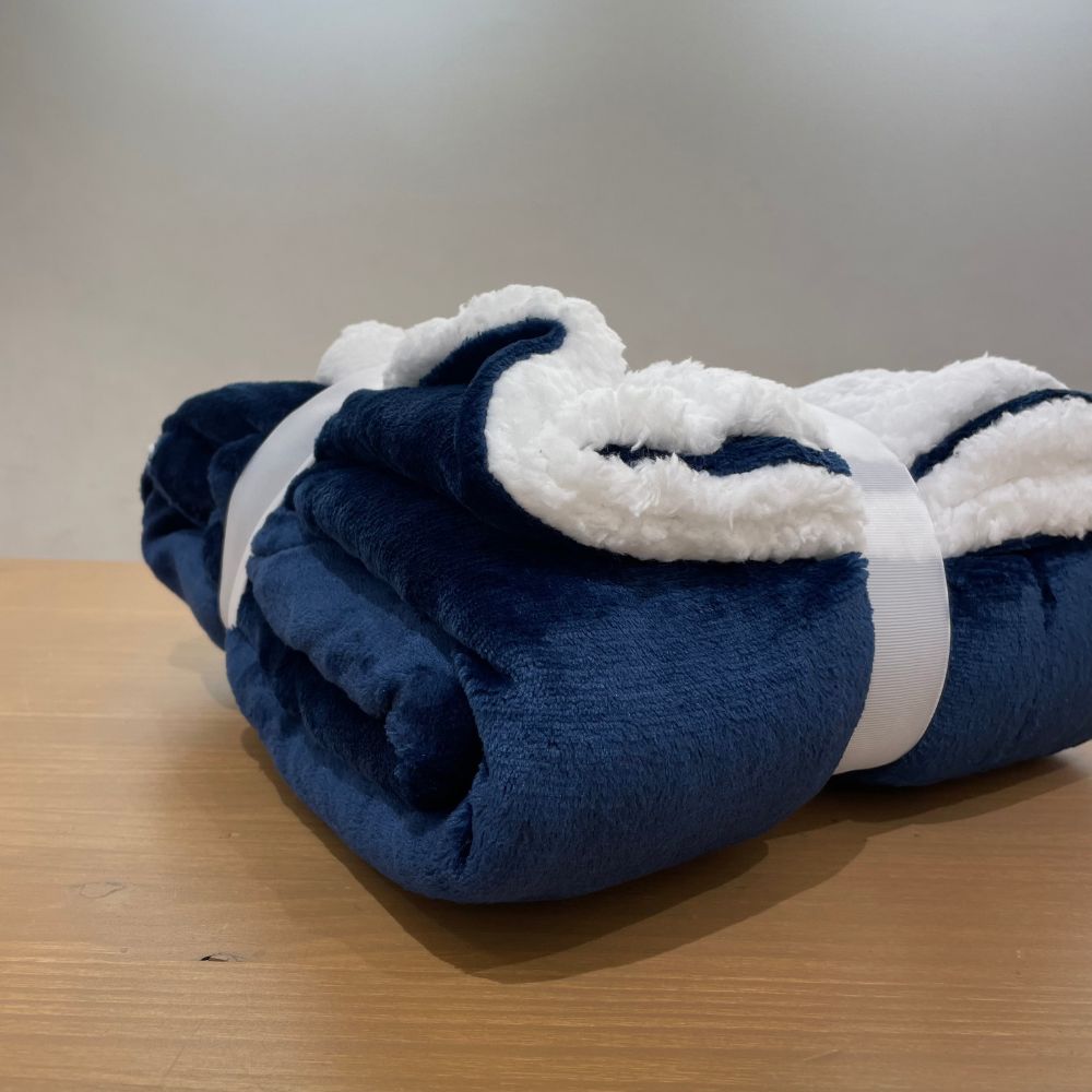 Manta Sherpa Fleece Azul Oscuro – Abrigo y Estilo Aterciopelado