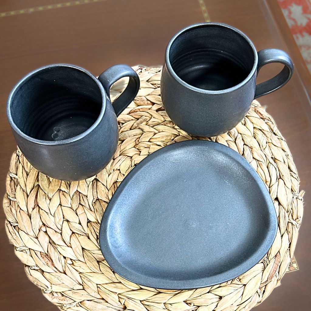 Set 2 Mug y Plato en Cerámica Gres color negro