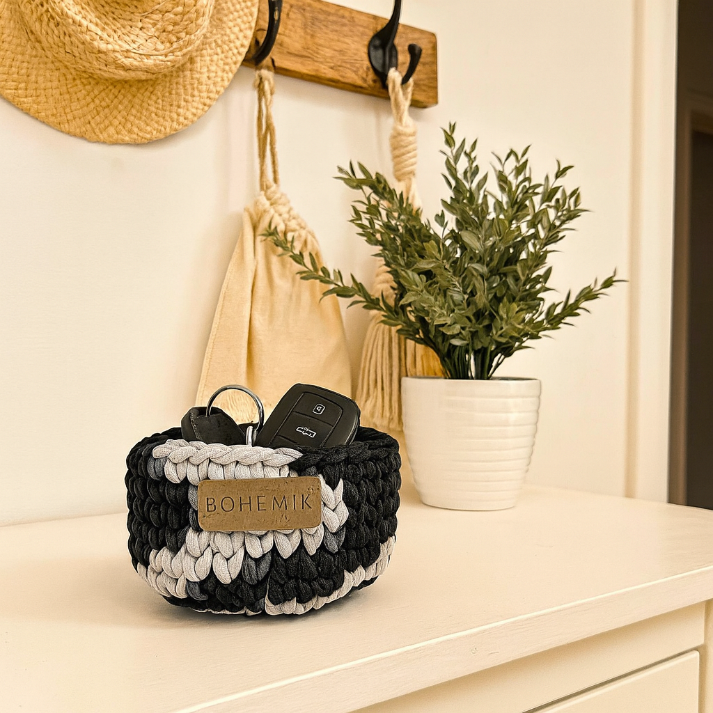 Cesta Milo tejida a mano  13 cm x 20 cm