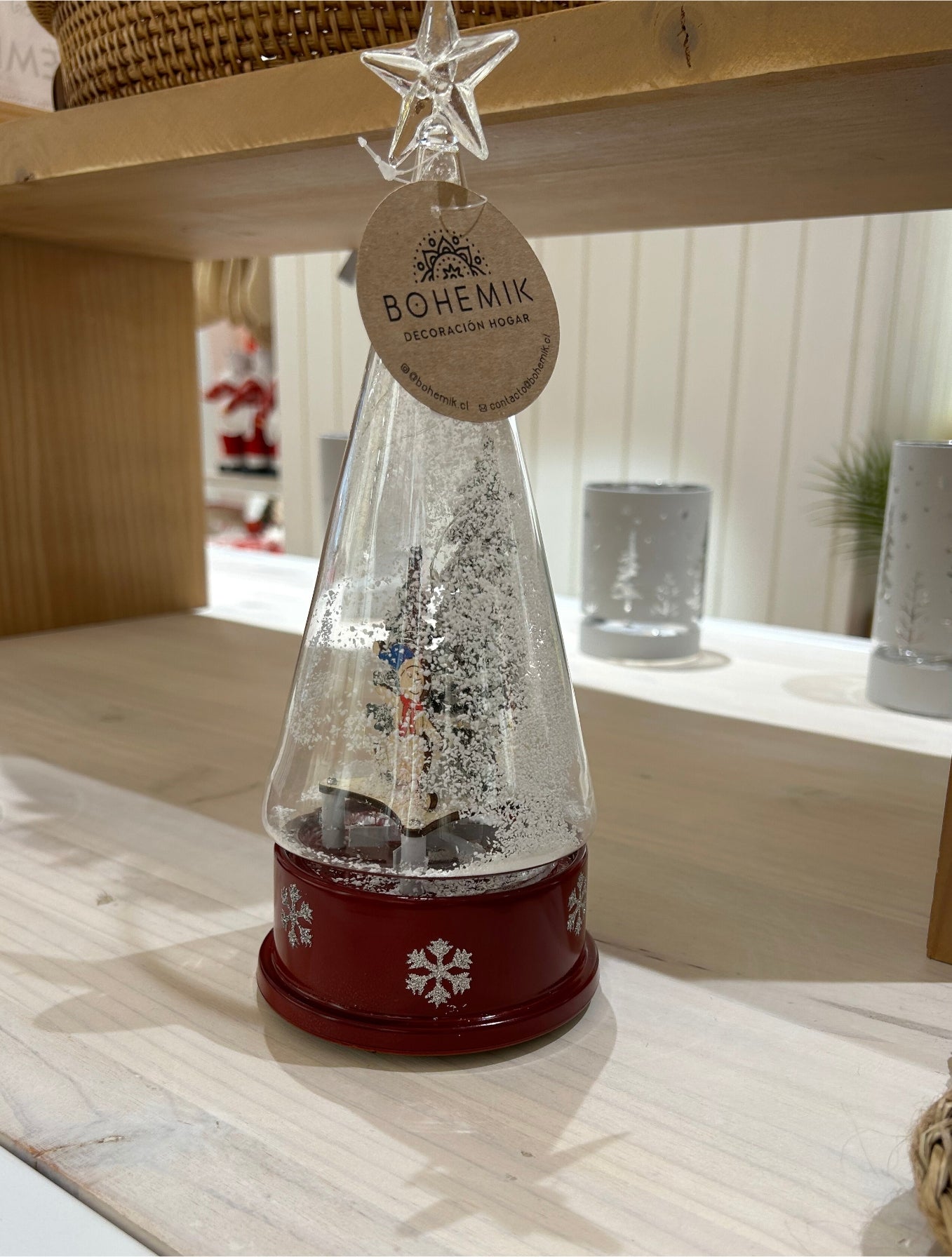 Adorno Navidad Rojo, luminoso, musical con nieve en movimiento de 28 cm