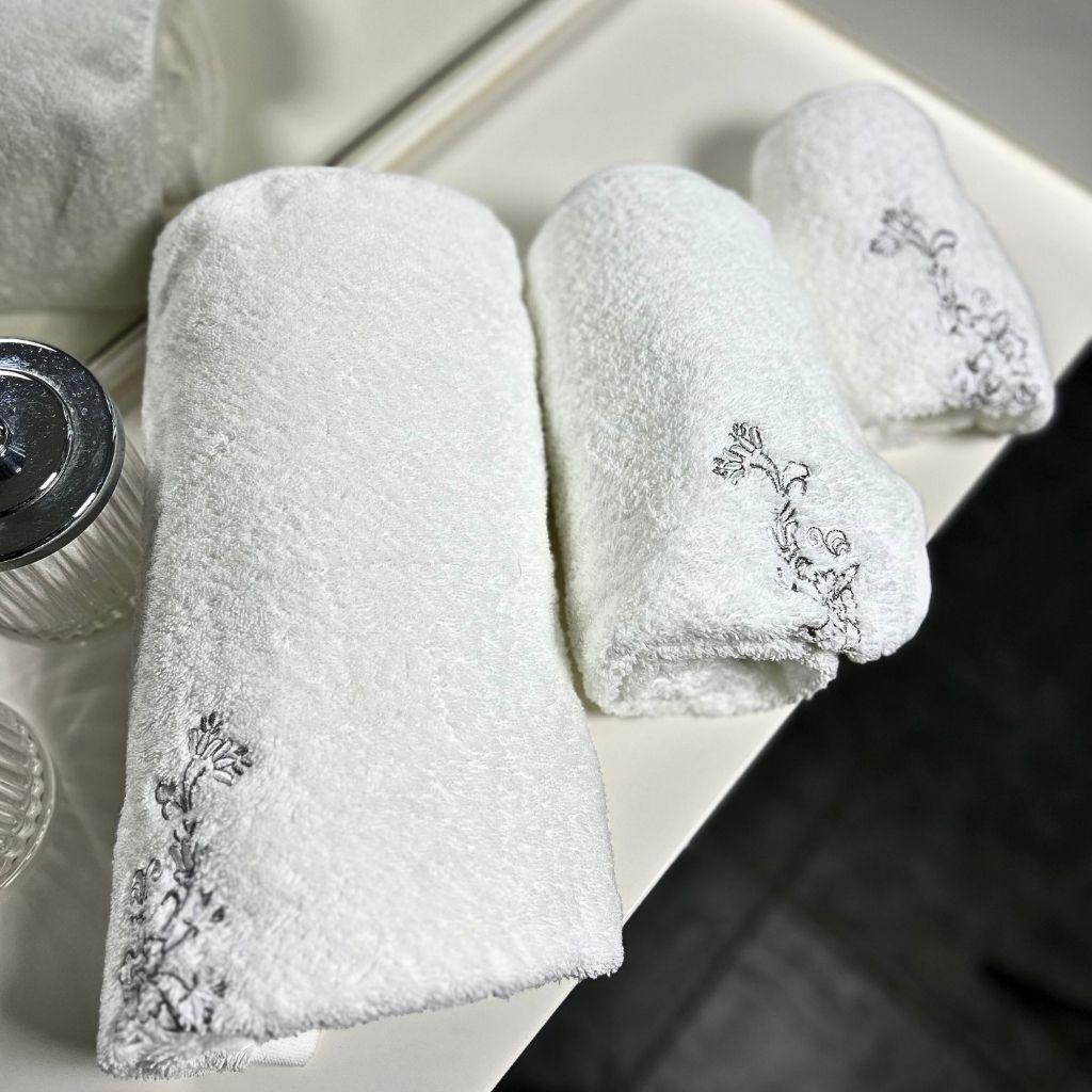 Set Baño & Spa Royal Touch Gray Kenya