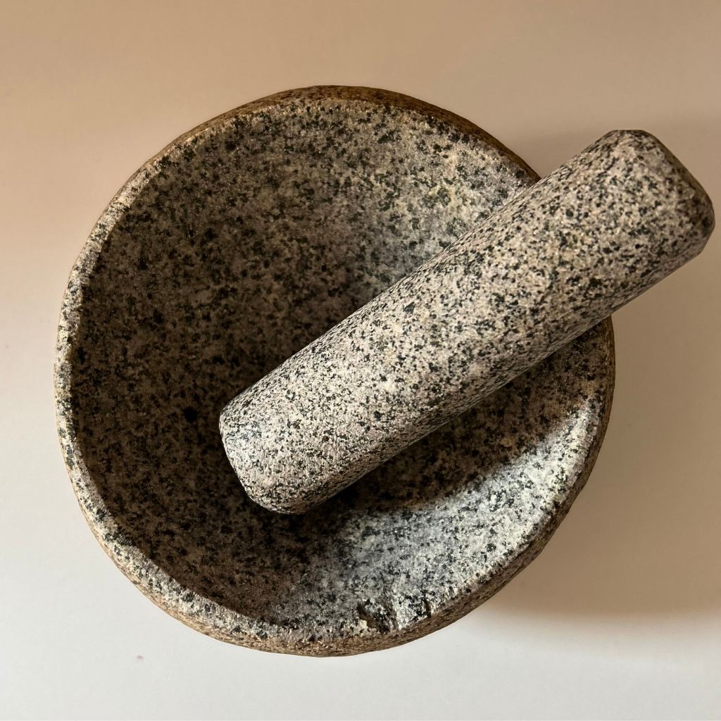 Mortero de Piedra 15 cm x 8 cm BOHEMIK