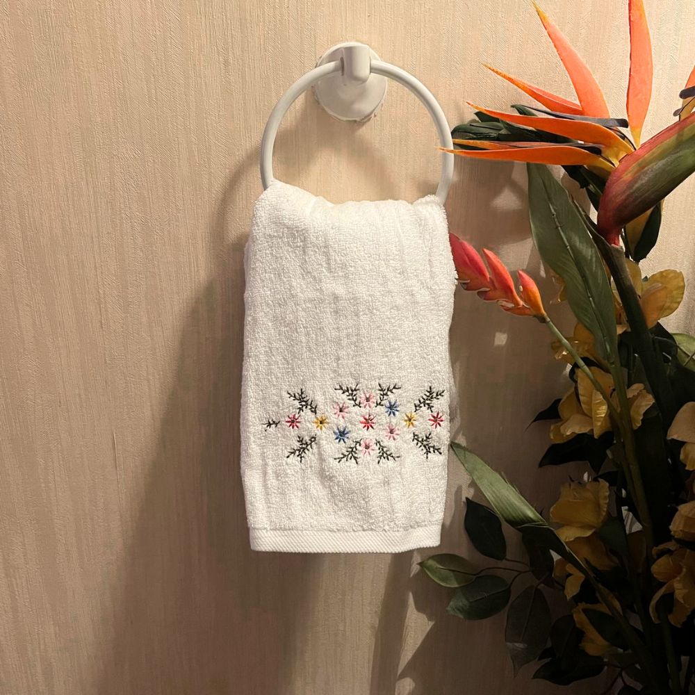 Set Baño Toalla visita royal Touch Floral con Bandeja Elsa