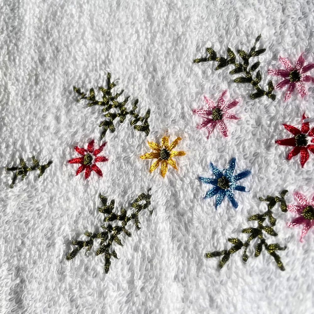 Set Baño Toalla visita royal Touch Floral con Bandeja Elsa