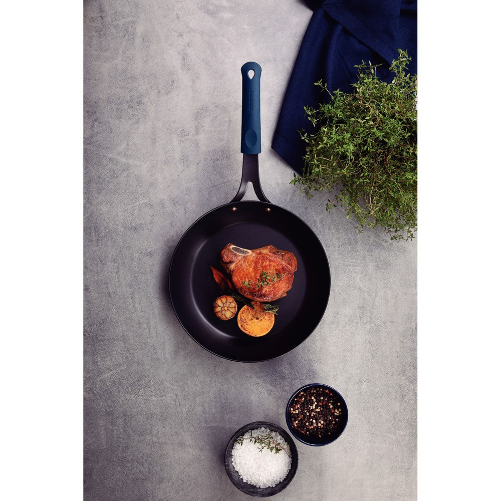 Sartén de Hierro Profesional Negro 24 cm Tramontina