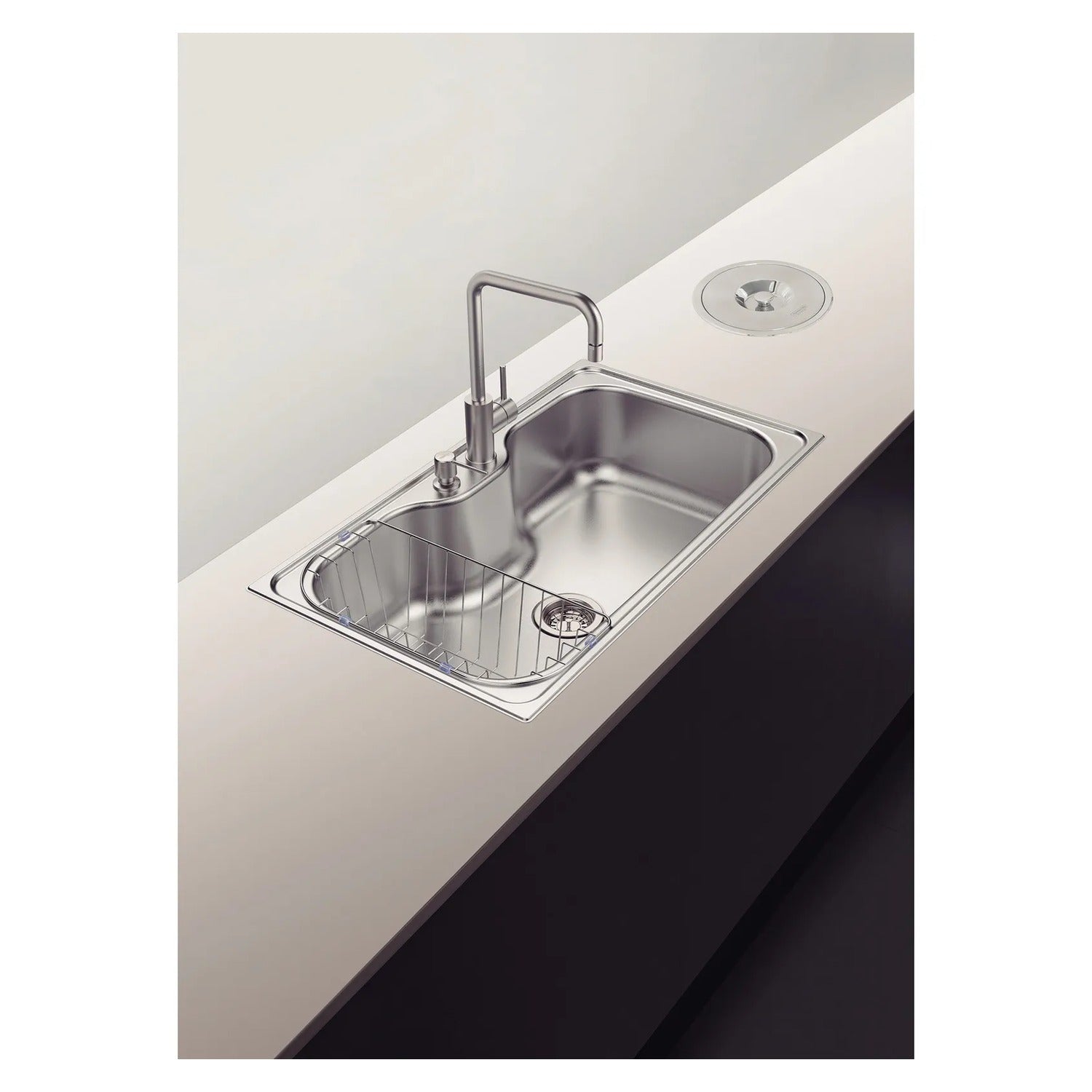 Lavaplatos de empotrar Tramontina Morgana Maxi 78 FX 86 x 50 cm de acero inoxidable satinado con válvula, dispensador de jabón y cesto de alambre - imagen 2