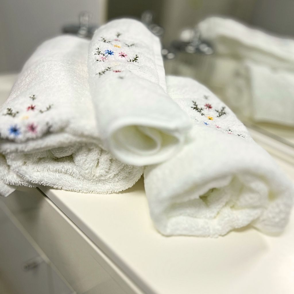 Set Baño & Spa Royal Touch Floral Azzurro