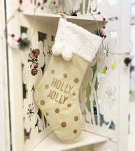 Cargar imagen en el visor de la galería, Pack 3 Botas Crema Borde Blanco con Pompom
