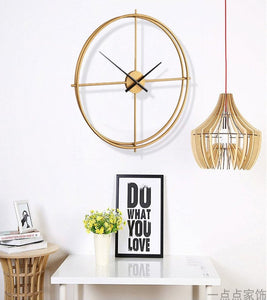 Reloj Mural Dorado Moderno
