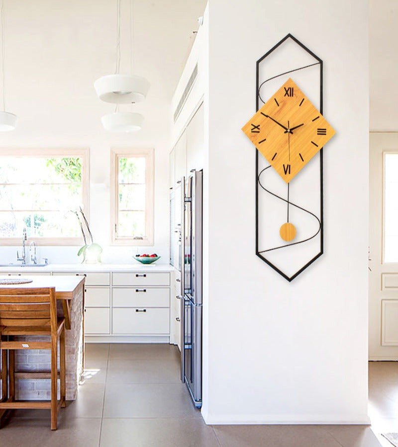 Reloj Mural Clasico de Pendulo Metal Y Madera