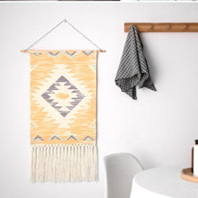 Cargar imagen en el visor de la galería, Macramé Mural Idalia
